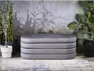 Pink panipaigaga CALPI hall pilt